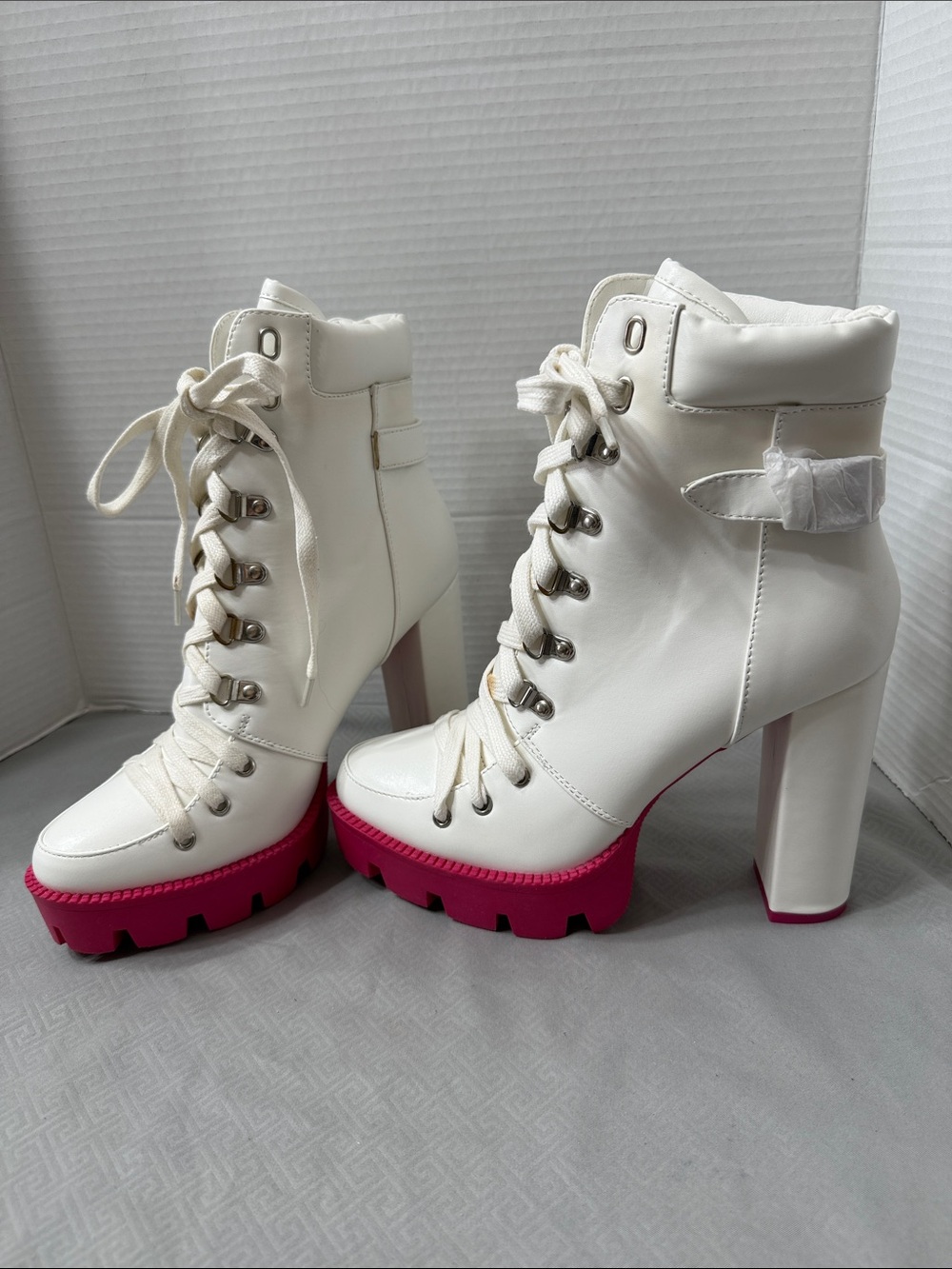 London Rag Larch Cushion Collar Biker Platform Ankle Boots Edgy Lug Sole Sz 10